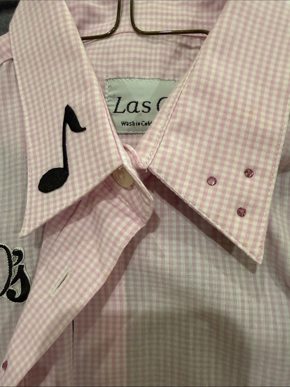 Pink Rock 'n' Roll Embroidered Button-Down Shirt With Black Sleeveless Shirt - Picture 10 of 10